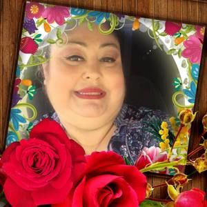 Meet your Posher, Claudia